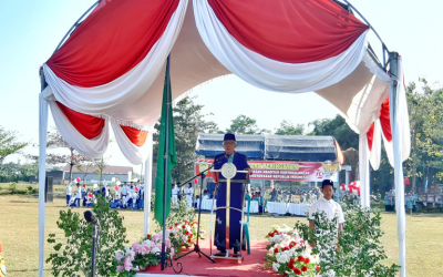 Seluruh Sivitas Akademika Madrasah Abadiyah Ikuti Upacara Akbar HUT 41